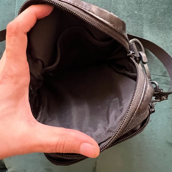 Black Supreme Side Bag - Picture 2 of 7